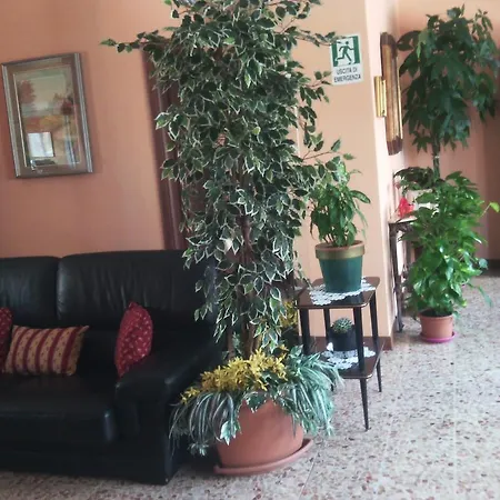 Готель Corso 2*