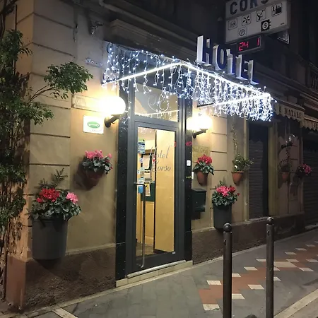 Готель Corso 2*