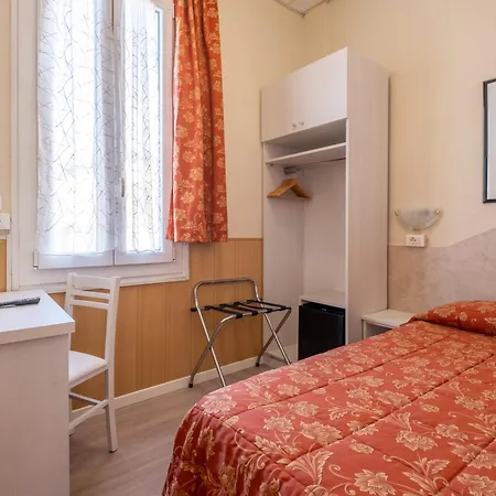 Corso Hotel 2*